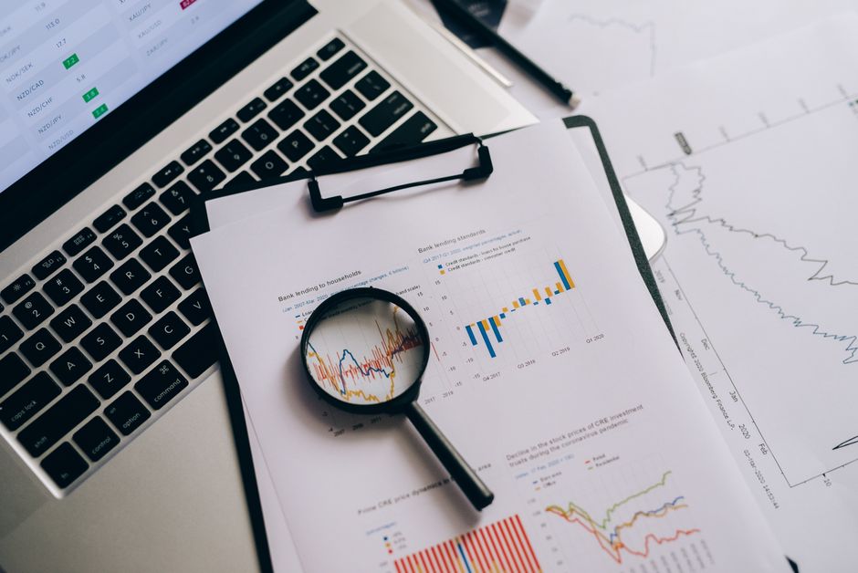 Feature comparison spreadsheet for cloud accounting platforms