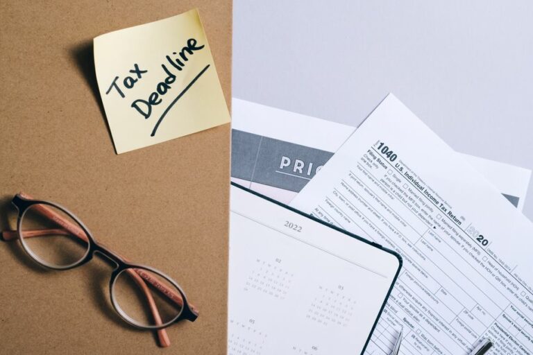A compliance calendar and financial report representing the FASB ASU 2024-03 effective date