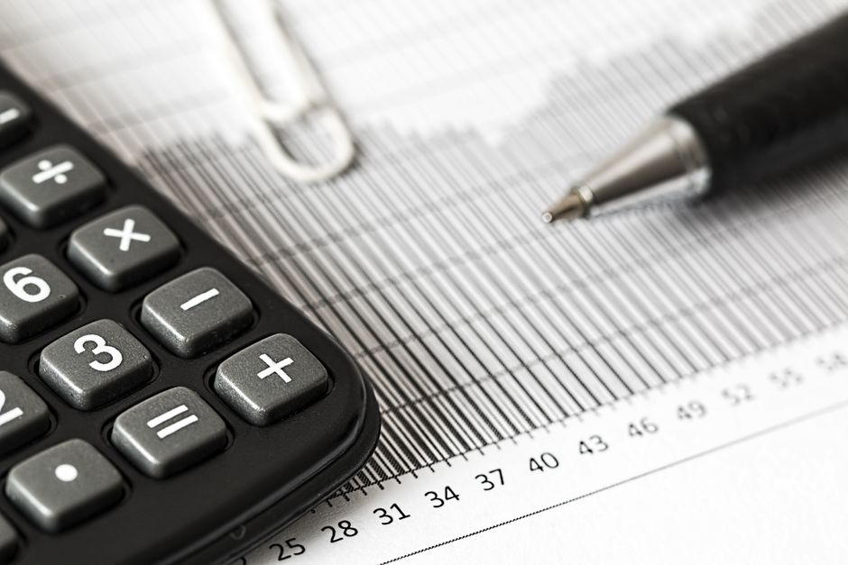 Tax calendar showing the July 1 midpoint convention for 15-year amortization