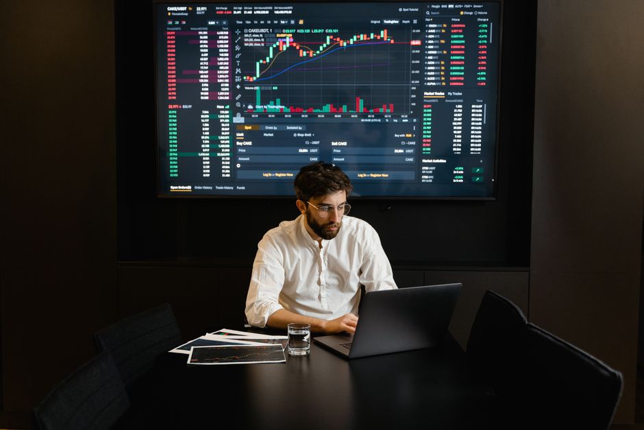 Tax accountant analyzing custodial digital asset broker reporting rules for Form 1099-DA